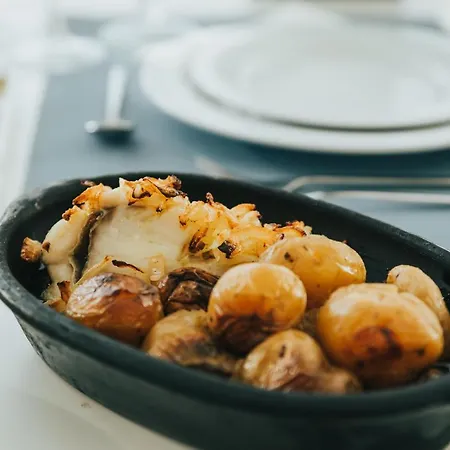 Paco Da Torre De Figueiredo Donas 4*