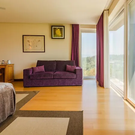 Paco Da Torre De Figueiredo Donas 4*