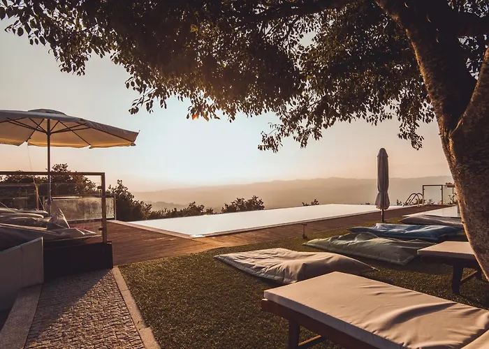 Paco Da Torre De Figueiredo Donas