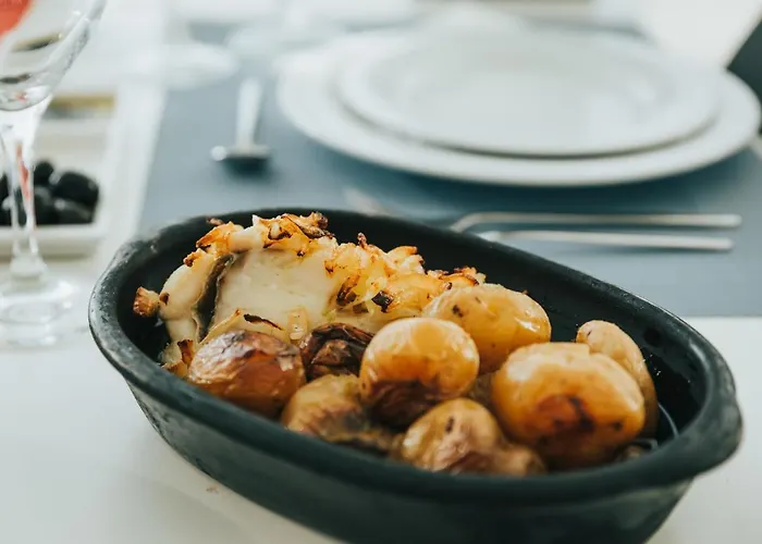 Paco Da Torre De Figueiredo Donas 4*